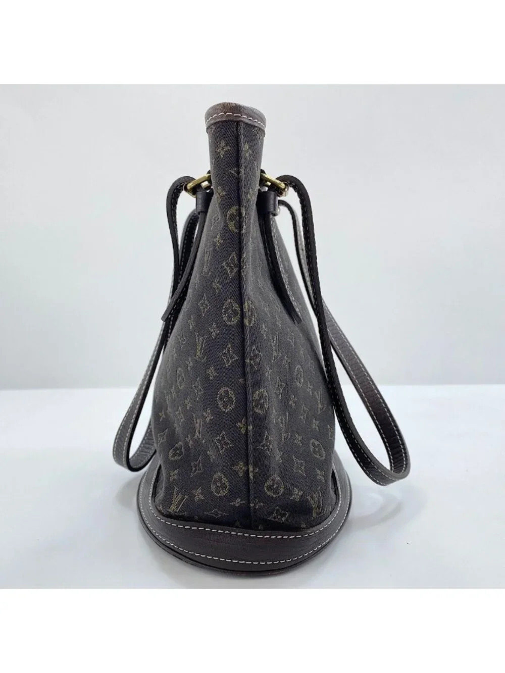 Louis Vuitton Tote Run Bucket PM